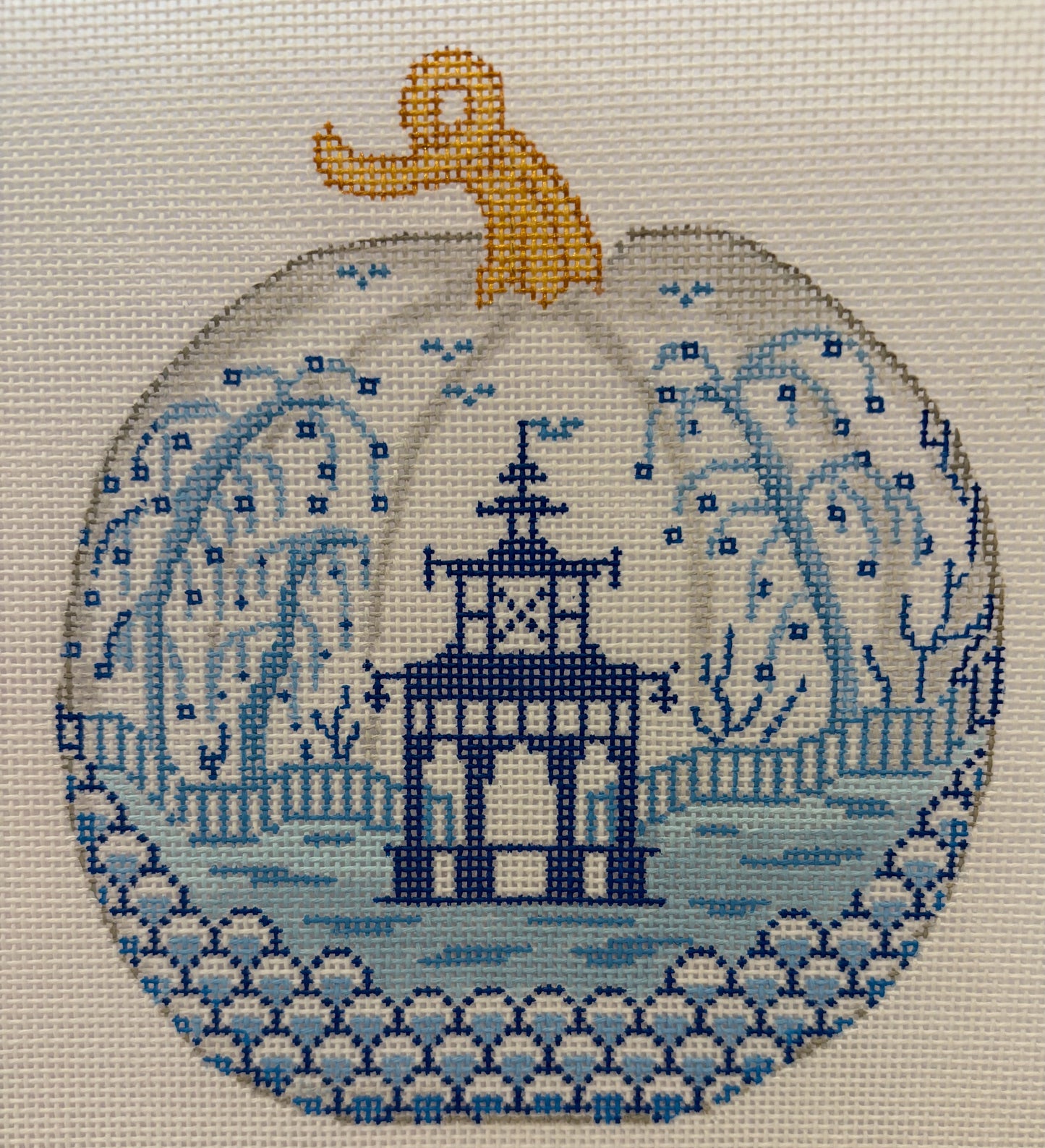Chinosierie Pumpkin - Large Round with Pagoda & Willows