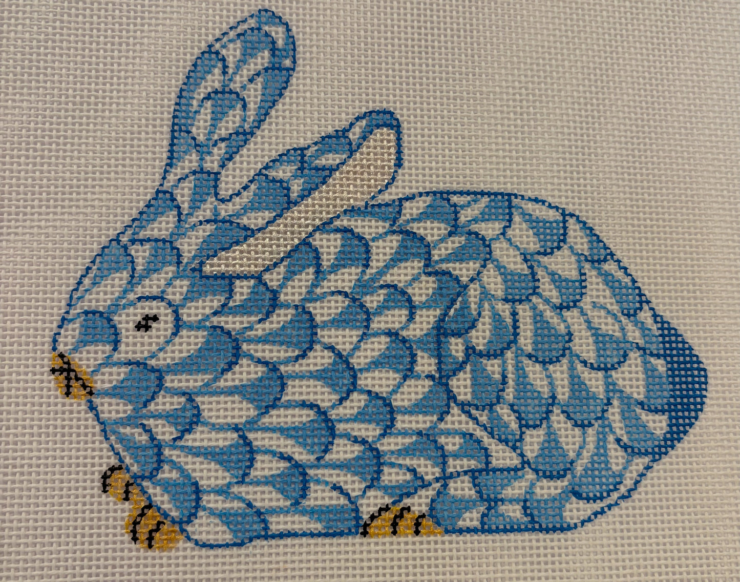 Mini Herend Crouching Bunny (Blue)