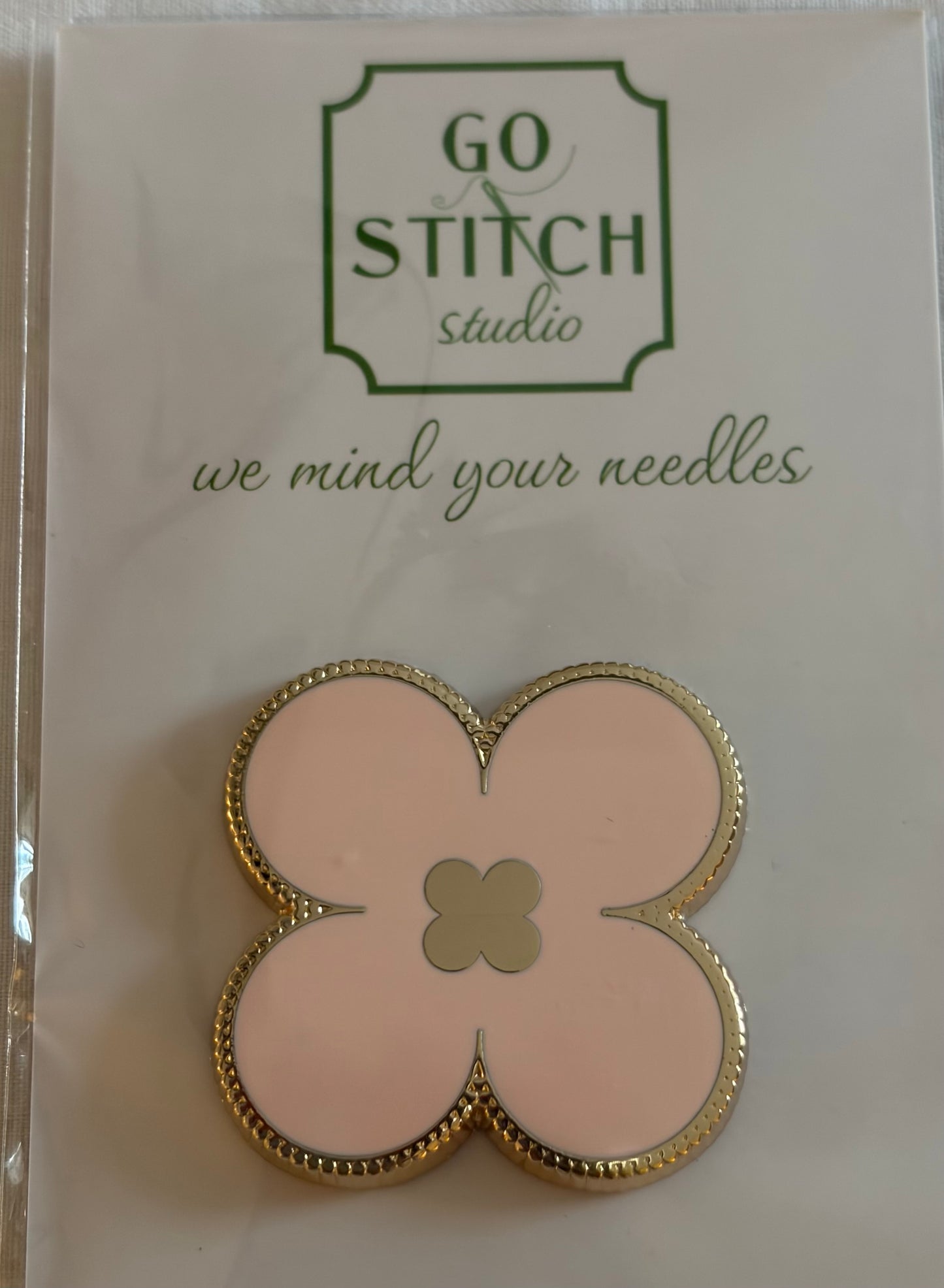 Pink Clover Needle Minder