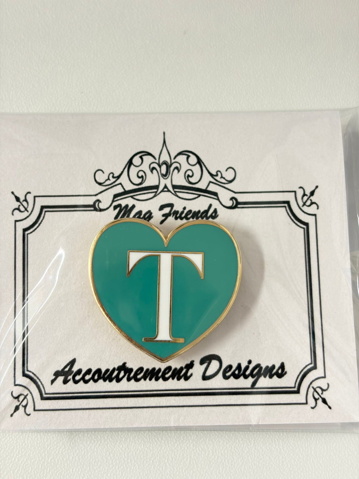 TIFFANY HEART NEEDLE MINDER
