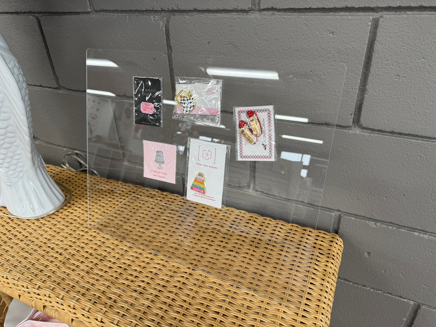 Clear Acrylic Needle Minder Board