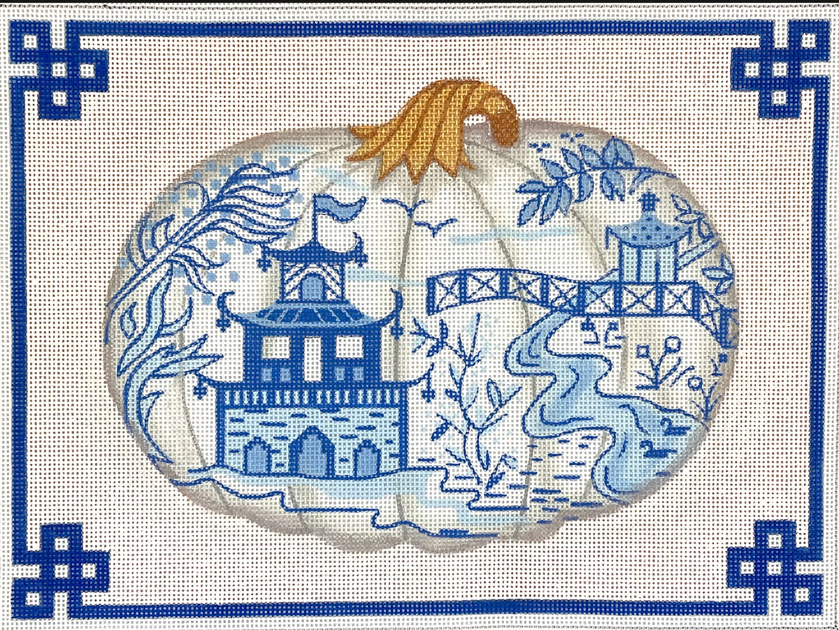 CHINOISERIE PORCELAIN PUMPKIN W/ CHINESE BORDER