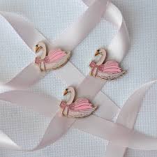 Pink Glitter Swan with Bow Needle Minder