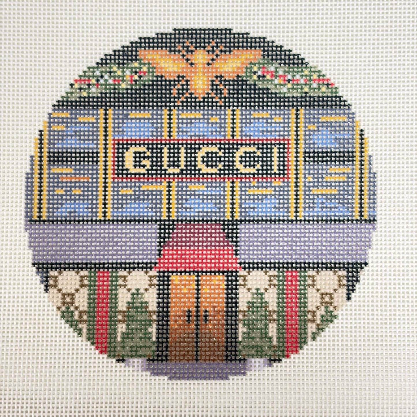 GUCCI STOREFRONT- ROUND