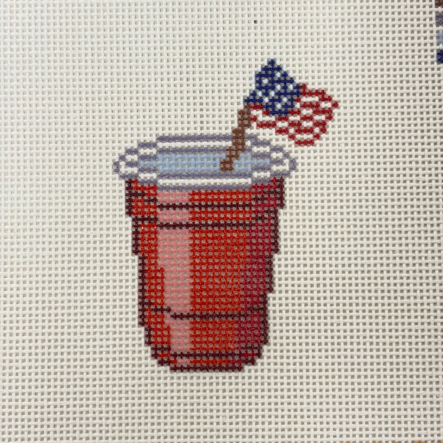 MINI RED SOLO CUP WITH USA FLAG