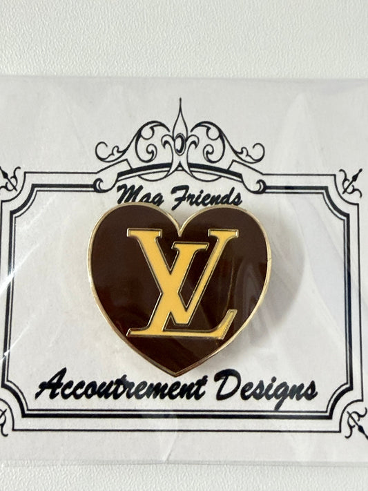 LOUIS VUITTON NEEDLE MINDER