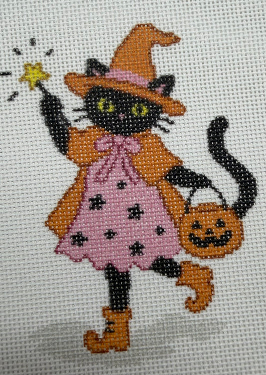 TRICK OR TREAT CAT WITCH