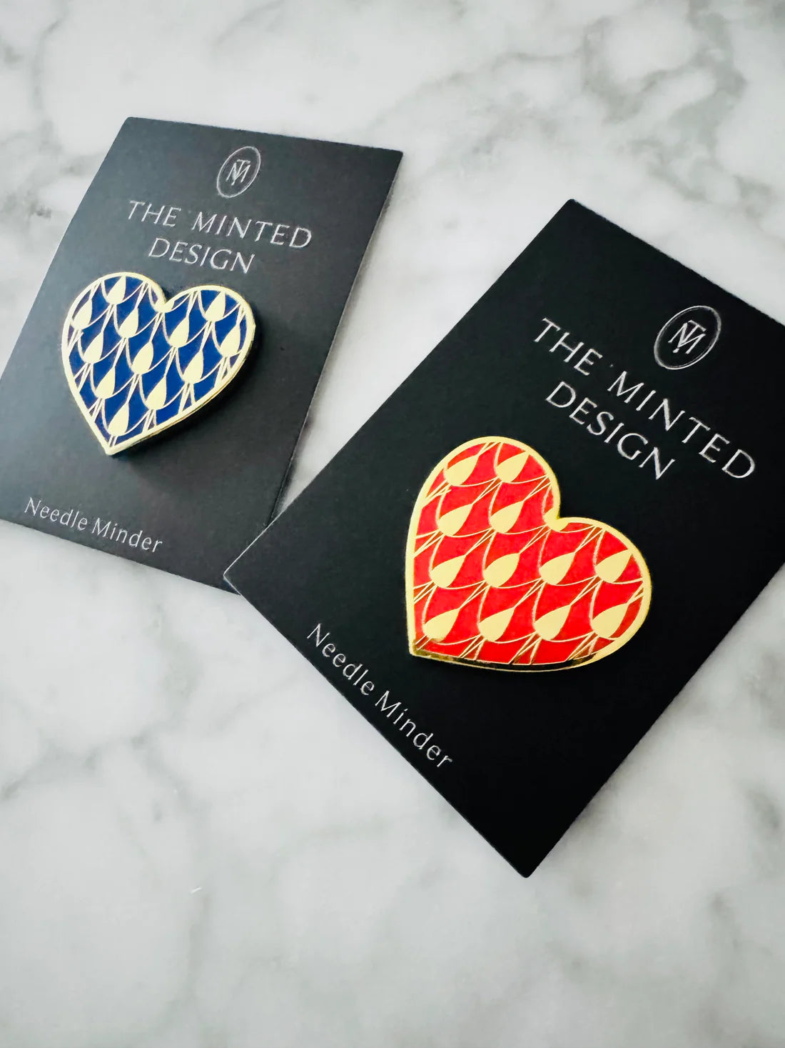 Red Heart Needle Minder