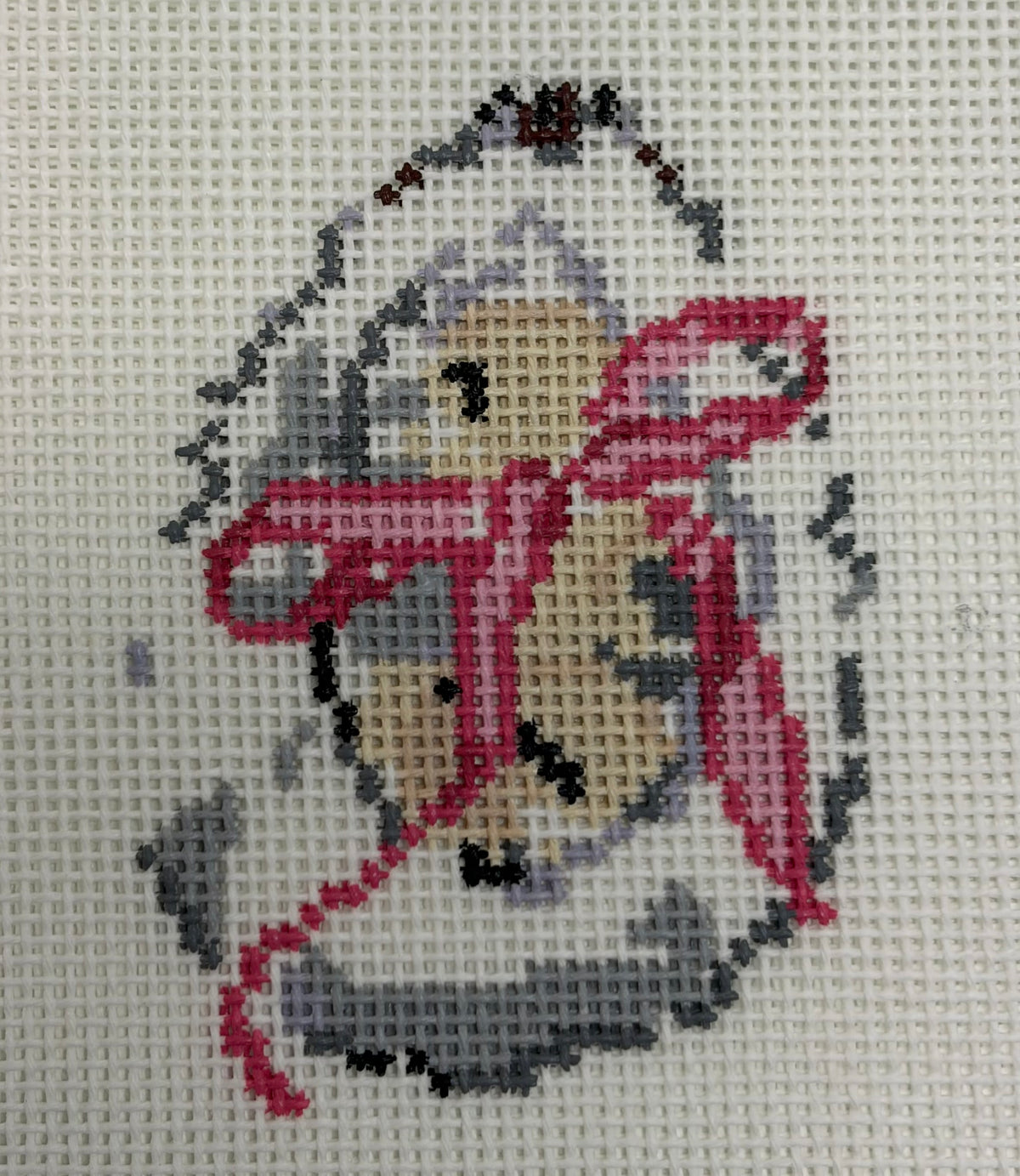 Oyster w/ Pink Bow