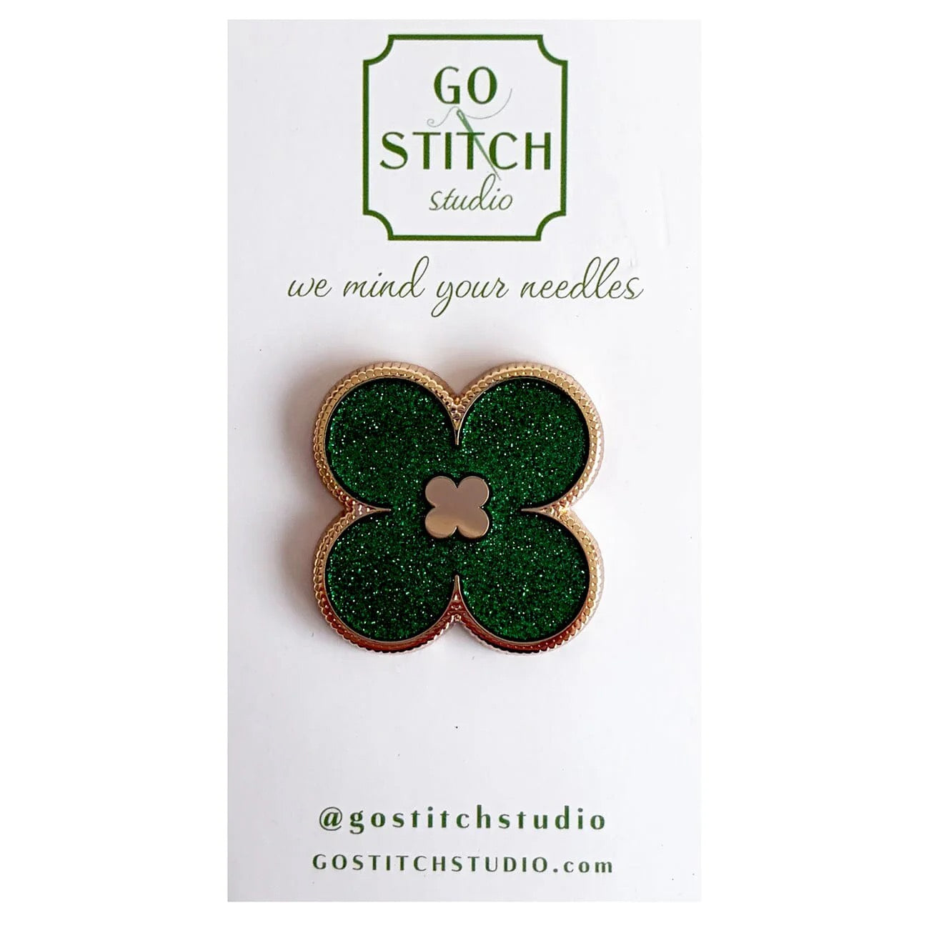 Green Glitter Clover Needle Minder