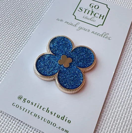 Lapis Lazuli Clover Needle Minder